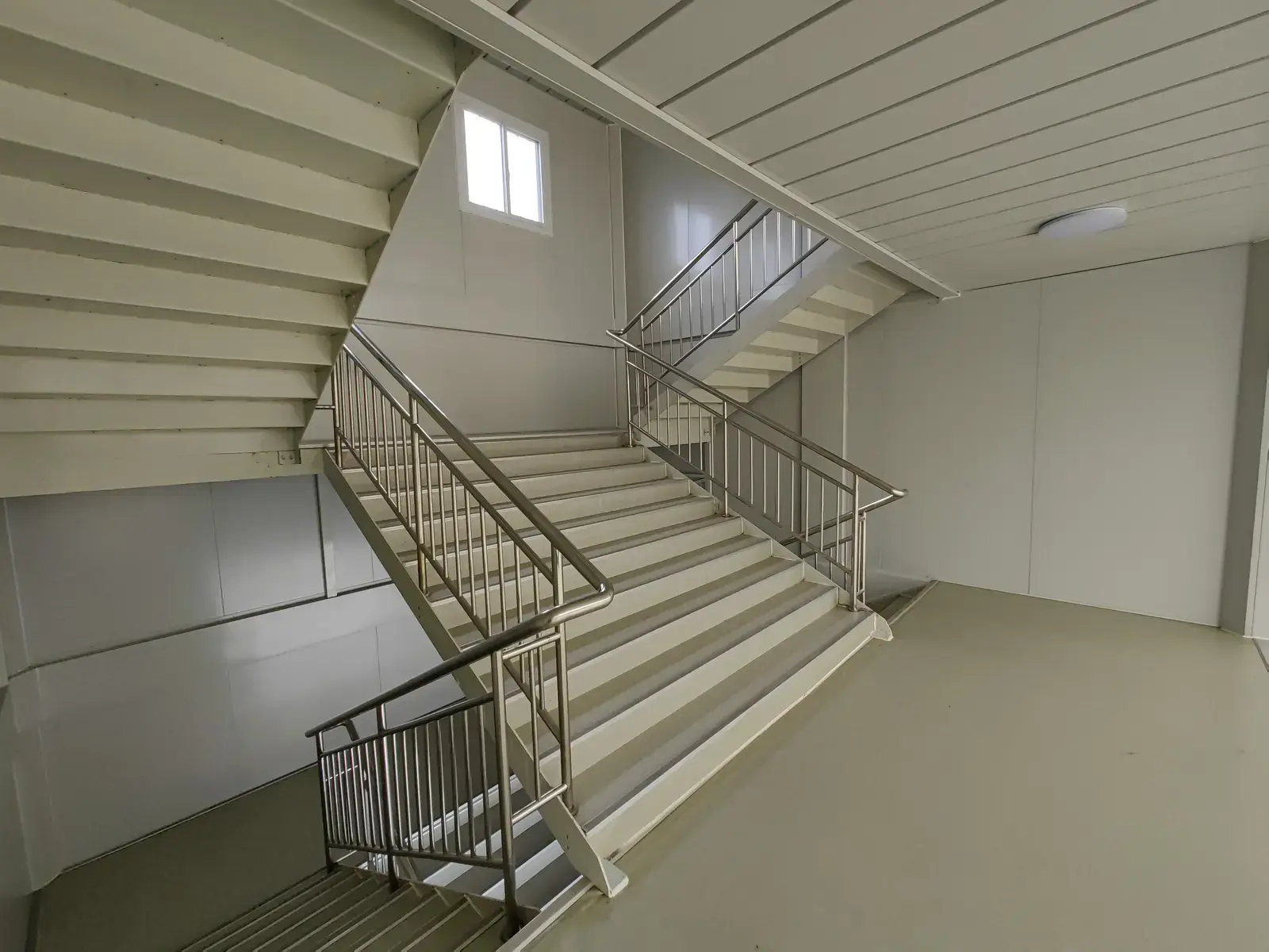 Internal staircase in a modular hospital project record