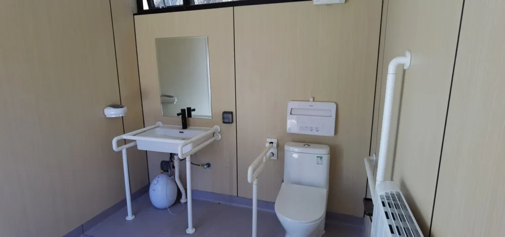 Accessible washroom inside the Yanqing modular project